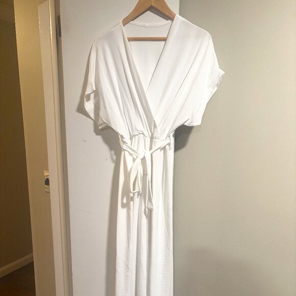 Women: White faux-wrap surplice neckline w/ flutter short sleeves Jumpsuit - Picture 1 of 15